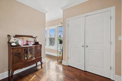 Tiny photo for 1625 W Catalpa Avenue #3, Chicago, IL 60640 (MLS # 12617691)