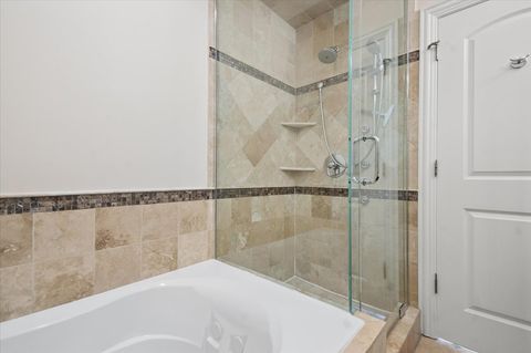 Tiny photo for 1625 W Catalpa Avenue #3, Chicago, IL 60640 (MLS # 12617691)