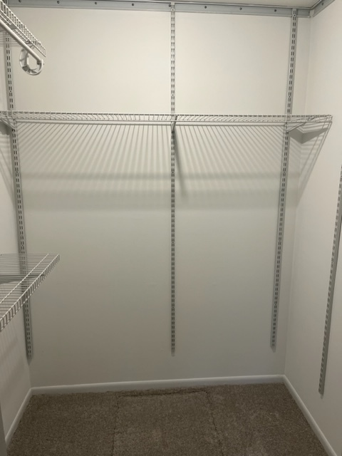 Roselle, Illinois 60172, United States, 2 Bedrooms Bedrooms, ,2 BathroomsBathrooms,Residential,Active,195526