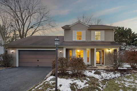 Photo of 9 Juniper Court, Streamwood, IL 60107 (MLS # 12538898)