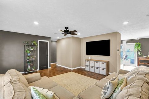 Tiny photo for 1515 S Curtiss Drive, Urbana, IL 61802 (MLS # 12591054)