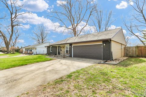 Tiny photo for 1515 S Curtiss Drive, Urbana, IL 61802 (MLS # 12591054)