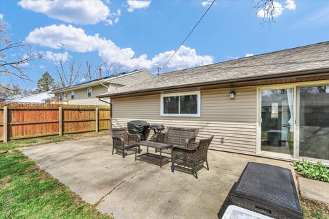 Tiny photo for 1515 S Curtiss Drive, Urbana, IL 61802 (MLS # 12591054)