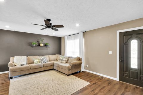 Tiny photo for 1515 S Curtiss Drive, Urbana, IL 61802 (MLS # 12591054)