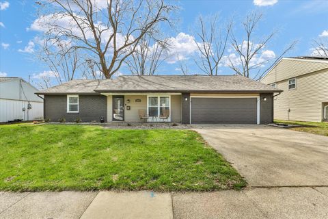 Photo of 1515 S Curtiss Drive, Urbana, IL 61802 (MLS # 12591054)