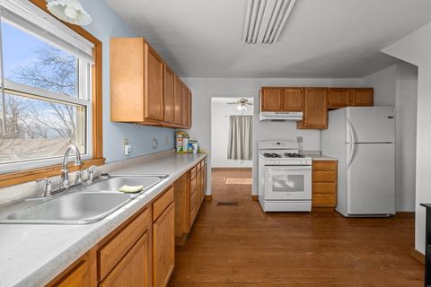 Tiny photo for 2025 S Bluff Boulevard, Clinton, IA 52732 (MLS # 12557503)