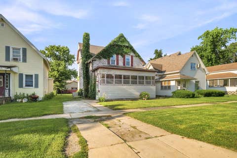 Photo of 111 W Delaware Street, Dwight, IL 60420 (MLS # 12718691)