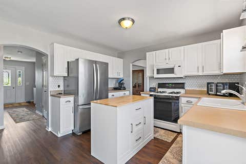 Tiny photo for 813 Water Stone Way, Malta, IL 60150 (MLS # 12719232)