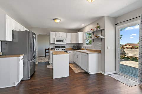 Tiny photo for 813 Water Stone Way, Malta, IL 60150 (MLS # 12719232)