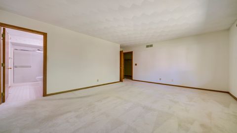 Tiny photo for 6636 Timberline Lane #2, Rockford, IL 61108 (MLS # 12491066)