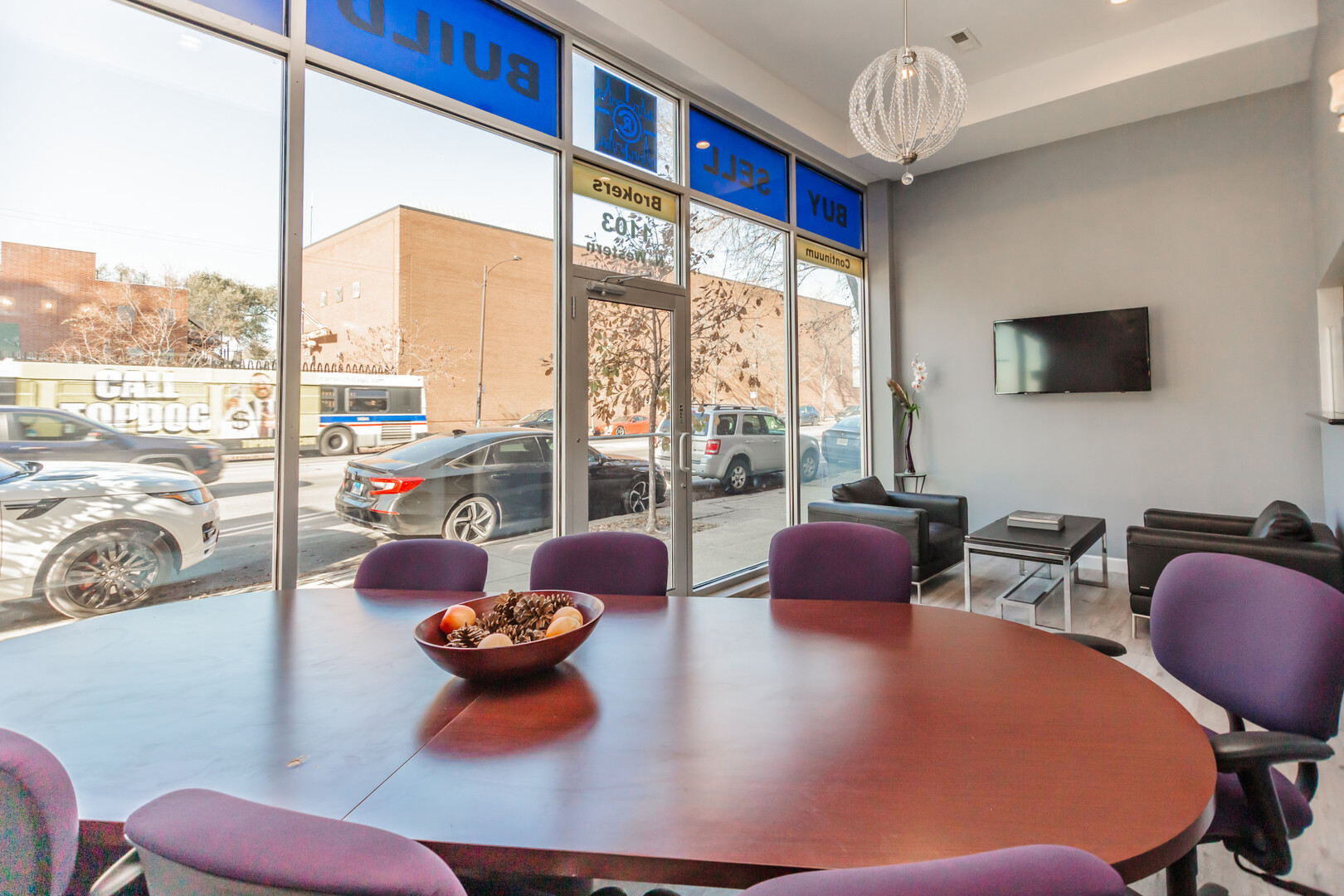 1103 N Western Avenue