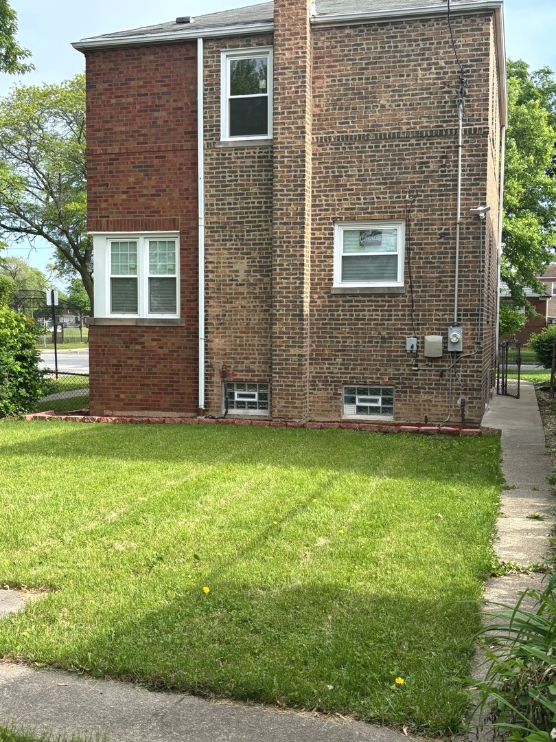 1900 W 83rd Street