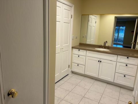 Tiny photo for 1 Oak Brook Club Drive #A105, Oak Brook, IL 60523 (MLS # 12581208)