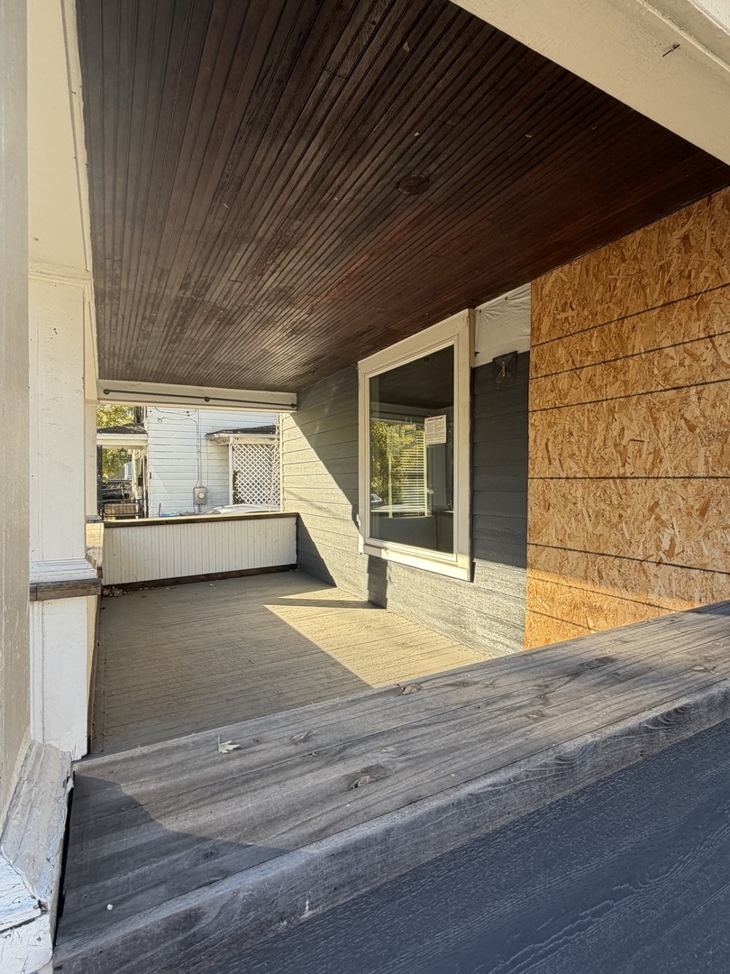 522 E Superior Street