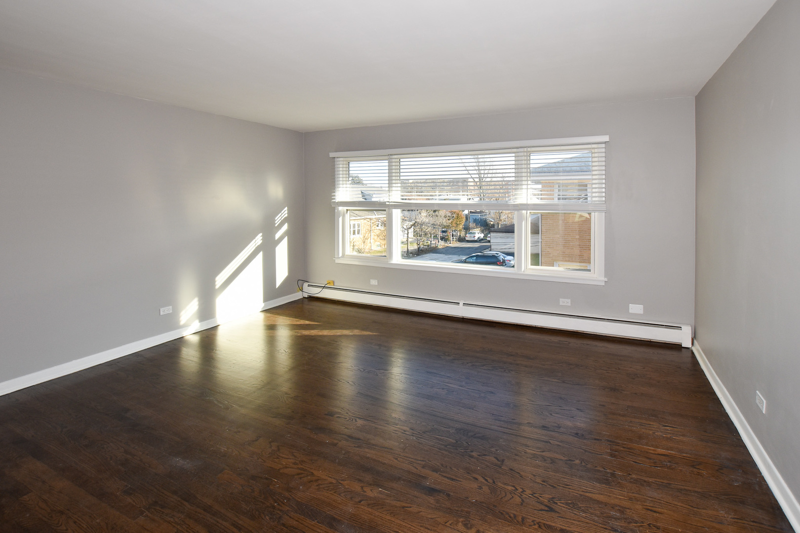 6925 N Rosemary Lane 2E