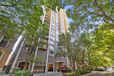 Photo of 1515 N Astor Street #17BC, Chicago, IL 60610 (MLS # 12642412)