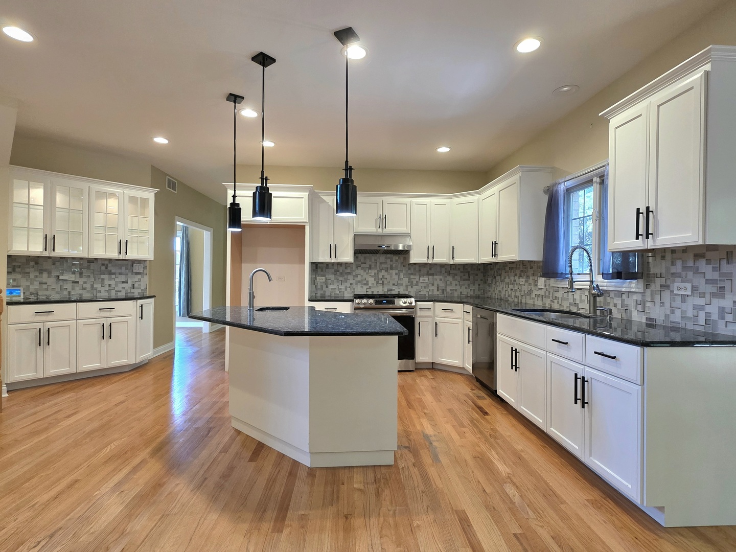 22344 Autumn Drive