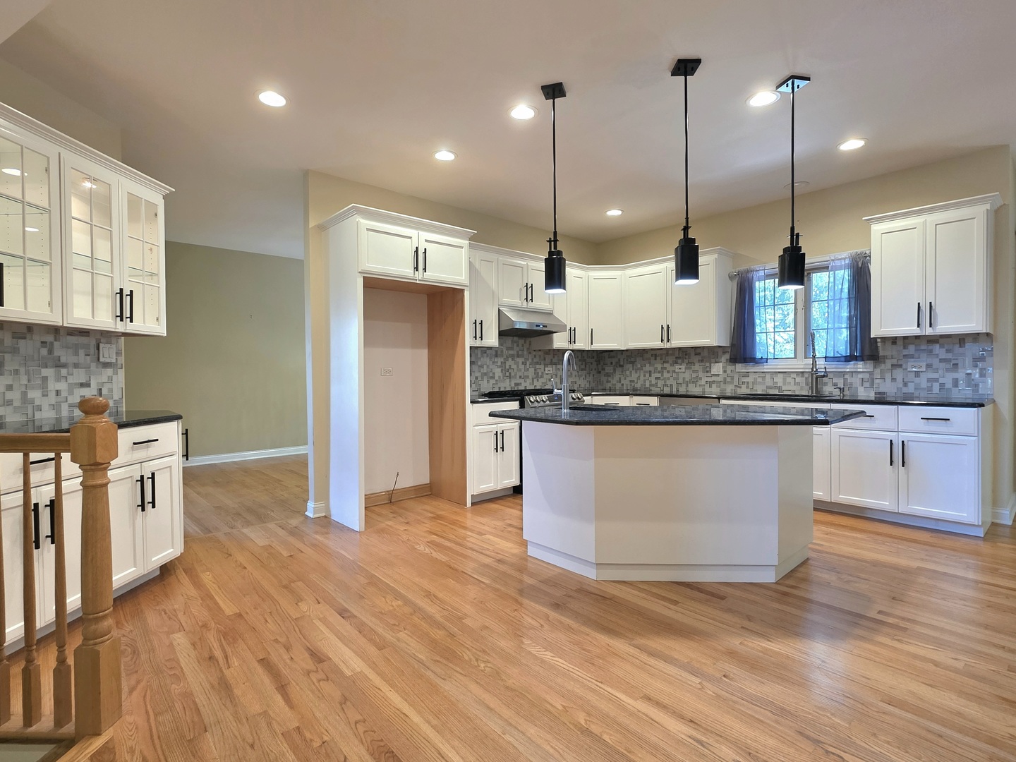 22344 Autumn Drive