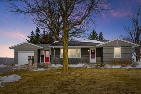 Photo of 2480 Hwy 30, Dewitt, IA 52742 (MLS # 12594796)