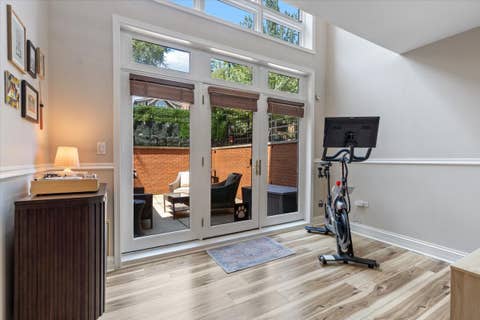 Tiny photo for 1517 N Bosworth Avenue #1, Chicago, IL 60642 (MLS # 12736242)