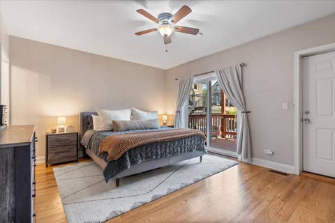 Tiny photo for 1517 N Bosworth Avenue #1, Chicago, IL 60642 (MLS # 12736242)
