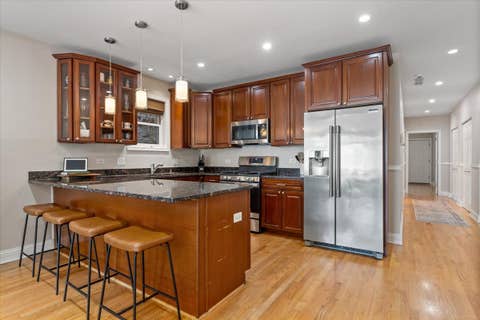Tiny photo for 1517 N Bosworth Avenue #1, Chicago, IL 60642 (MLS # 12736242)