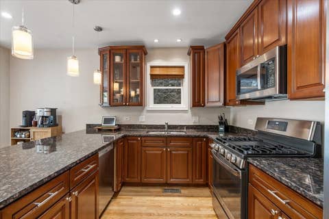 Tiny photo for 1517 N Bosworth Avenue #1, Chicago, IL 60642 (MLS # 12736242)