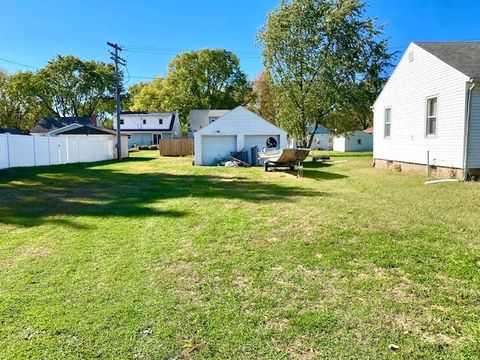 Tiny photo for 1103 8th Avenue, Rock Falls, IL 61071 (MLS # 12499898)