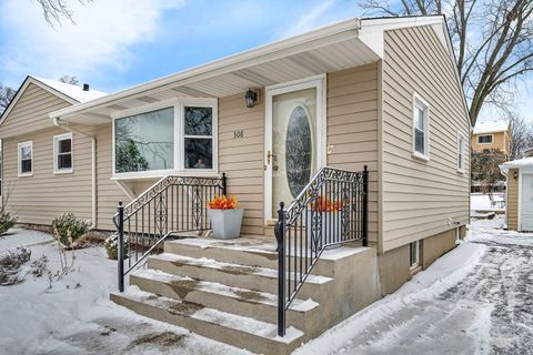 Tiny photo for 308 NORTON Avenue, Lombard, IL 60148 (MLS # 12533905)