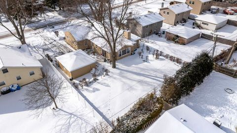 Tiny photo for 308 NORTON Avenue, Lombard, IL 60148 (MLS # 12533905)