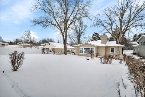Tiny photo for 308 NORTON Avenue, Lombard, IL 60148 (MLS # 12533905)