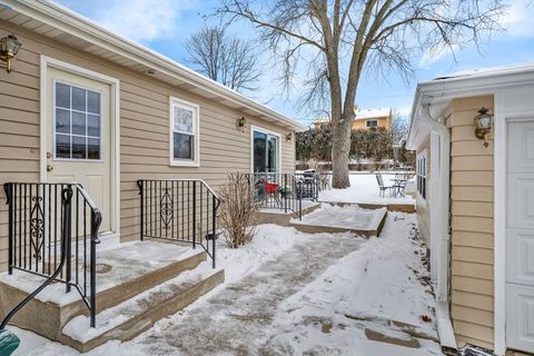 Tiny photo for 308 NORTON Avenue, Lombard, IL 60148 (MLS # 12533905)