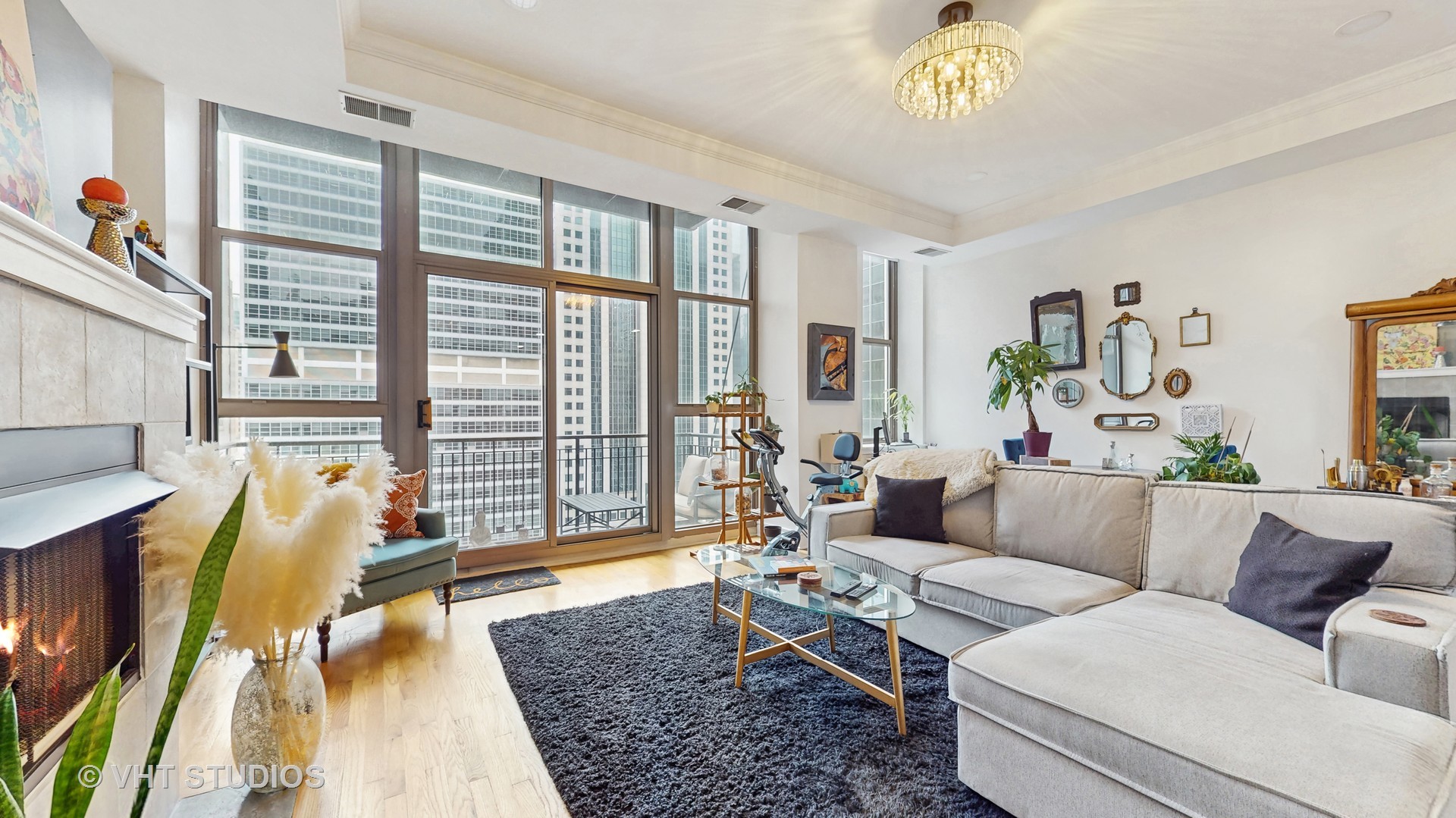 212 W WASHINGTON Street 1108