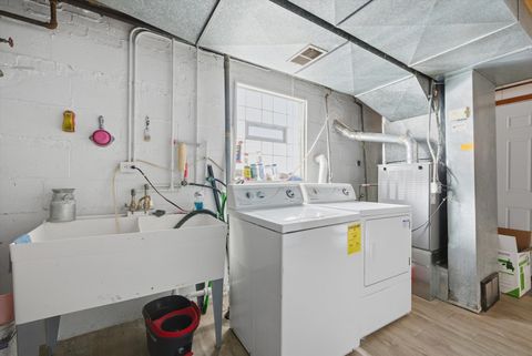 Tiny photo for 8930 Mcvicker Avenue, Oak Lawn, IL 60453 (MLS # 12557909)