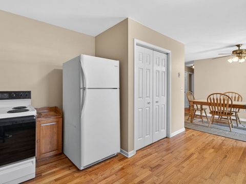 Tiny photo for 475 N 4th Avenue, Coal City, IL 60416 (MLS # 12603622)