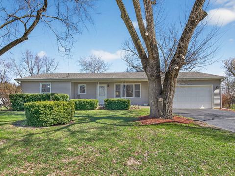 Photo of 475 N 4th Avenue, Coal City, IL 60416 (MLS # 12603622)