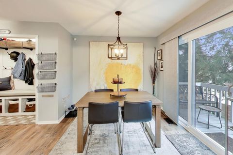 Tiny photo for 22 Rodeo Drive, Burr Ridge, IL 60527 (MLS # 12563141)