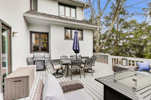 Tiny photo for 22 Rodeo Drive, Burr Ridge, IL 60527 (MLS # 12563141)