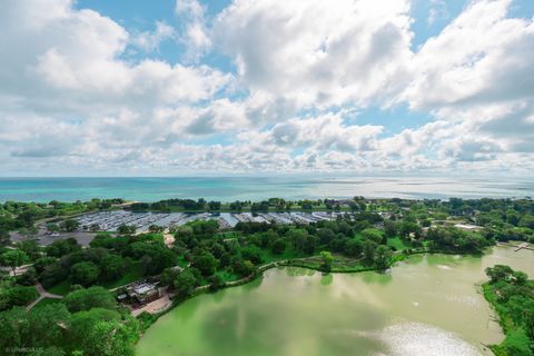 Tiny photo for 2550 N Lakeview Avenue #S2502, Chicago, IL 60614 (MLS # 12451012)