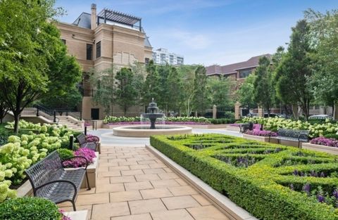 Tiny photo for 2550 N Lakeview Avenue #S2502, Chicago, IL 60614 (MLS # 12451012)