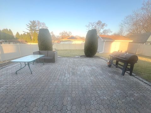 Tiny photo for 14913 Sheila Court, Oak Forest, IL 60452 (MLS # 12490314)
