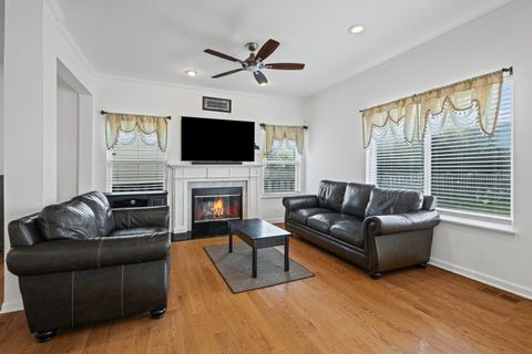 Tiny photo for 260 Breckenridge Drive, Gilberts, IL 60136 (MLS # 12484846)