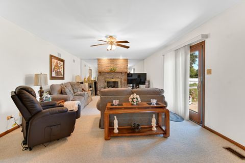 Tiny photo for 433 Wheatfield Road, Matteson, IL 60443 (MLS # 12466028)