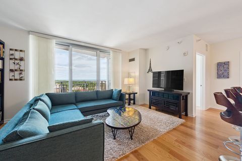 Tiny photo for 807 Davis Street #1907, Evanston, IL 60201 (MLS # 12472300)