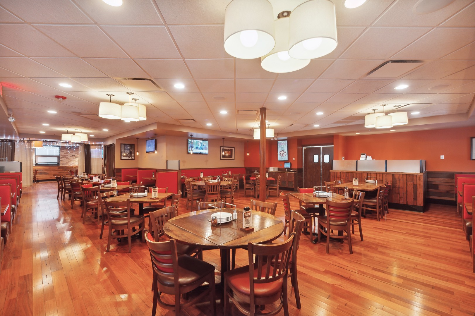 241 S Milwaukee Avenue