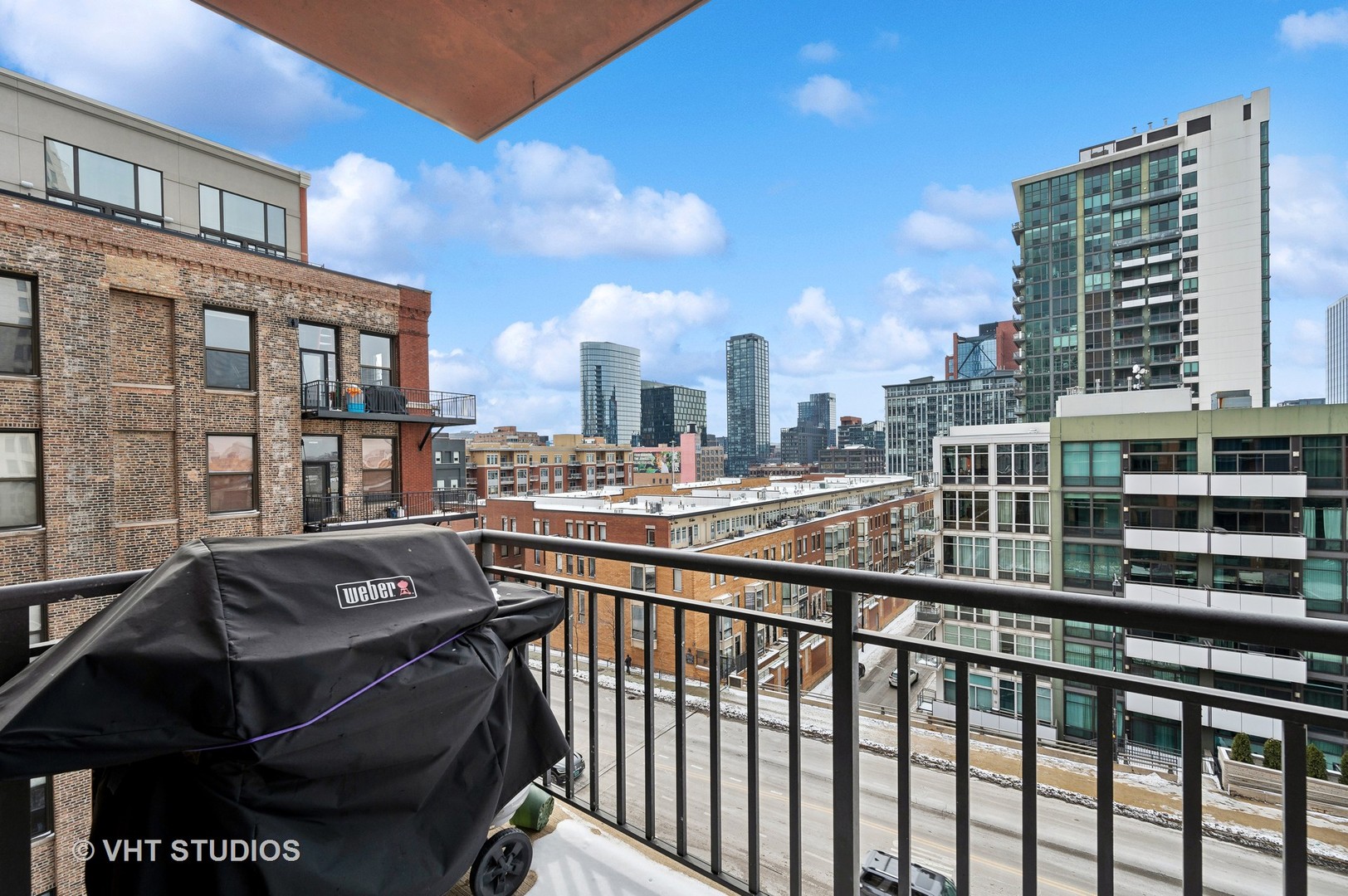 330 N JEFFERSON Street 705