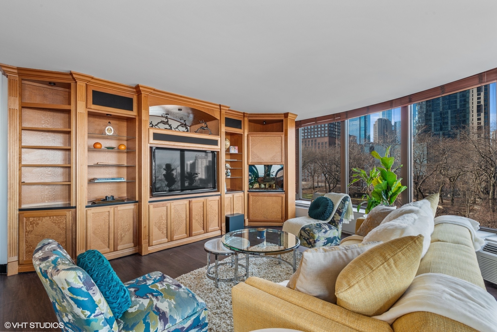 505 N Lake Shore Drive 503