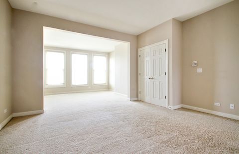 Tiny photo for 1891 Admiral Court #79, Glenview, IL 60026 (MLS # 12517571)