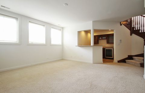 Tiny photo for 1891 Admiral Court #79, Glenview, IL 60026 (MLS # 12517571)