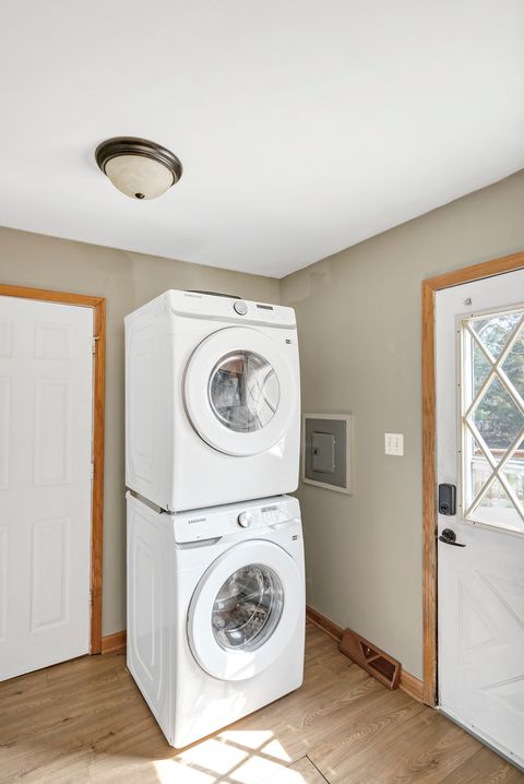 Tiny photo for 3410 WOODLAND Circle, Island Lake, IL 60042 (MLS # 12601780)